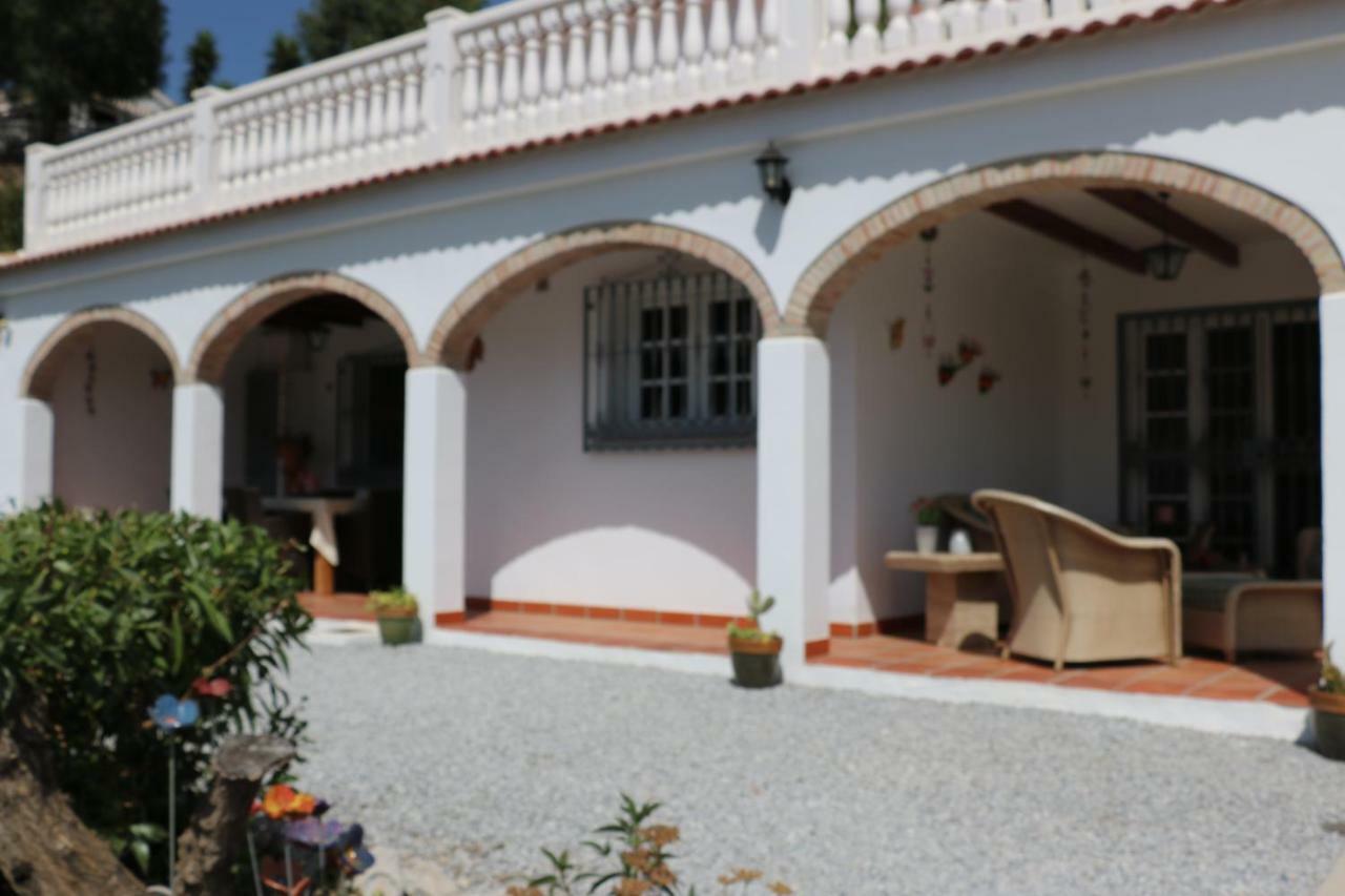 Casa Los Almendros Canillas de Albaida Exterior foto